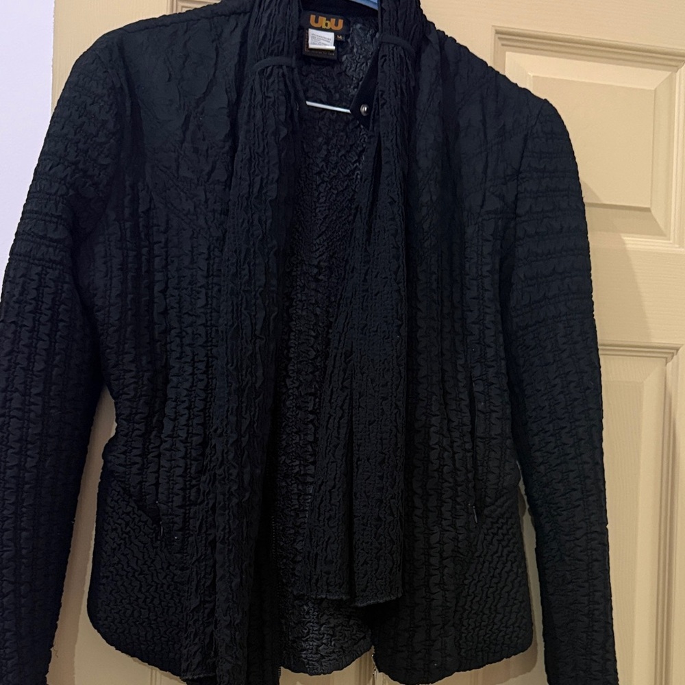 Black Textured Open-Front Women's lightweight jacket